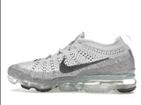 Nike Air VaporMax 2023 Flyknit Platina Pura si Negru Antracit